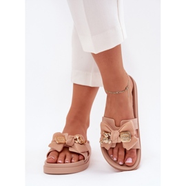 Naisten tossut, joissa on keula ja kultainen rintakoru beige 2