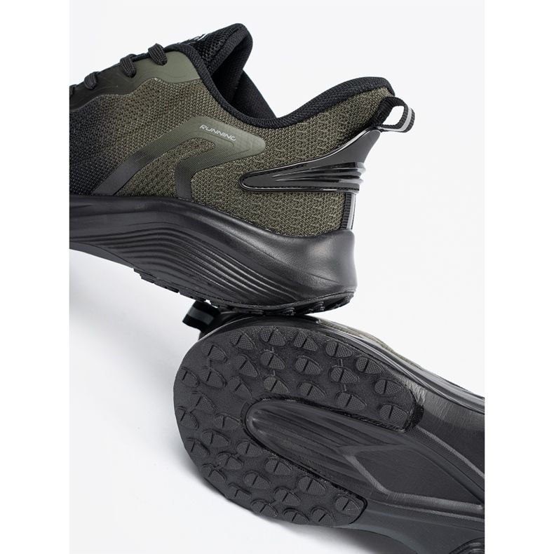 DK Mustan ja vihreän miesten urheilukengät 1