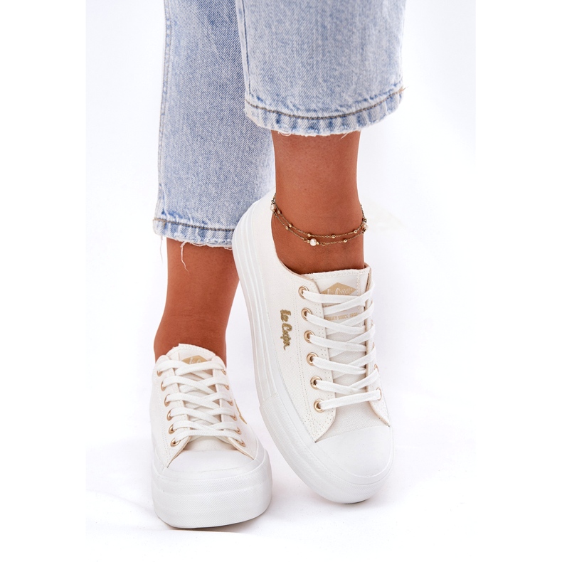 Naisten lenkkarit laiturilla Lee Cooper LCW-25-02-3289 White valkoinen 1