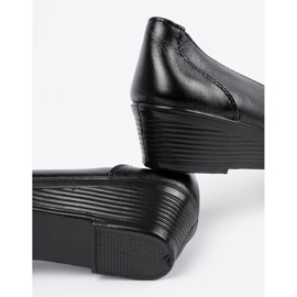 Naisten kengät koristeellisella kirjonnalla musta 2