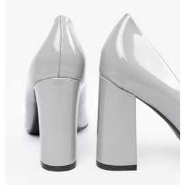 Seastar Vaaleanharmaa lakatut pumput 1