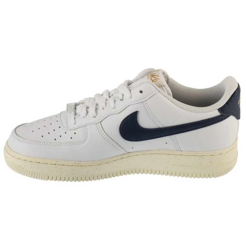 Nike Air Force Low 1 07 -kengät FZ6768-100: ssa valkoinen 1