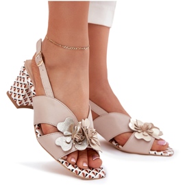 Naisten nahka sandaalit Laura Messi 2950 Beige Flowers Post 5