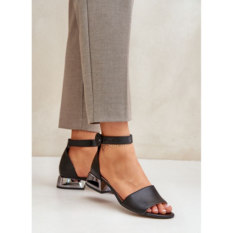 Nahka sandaalit hopea kantapää Laura Messi 2143 musta 1