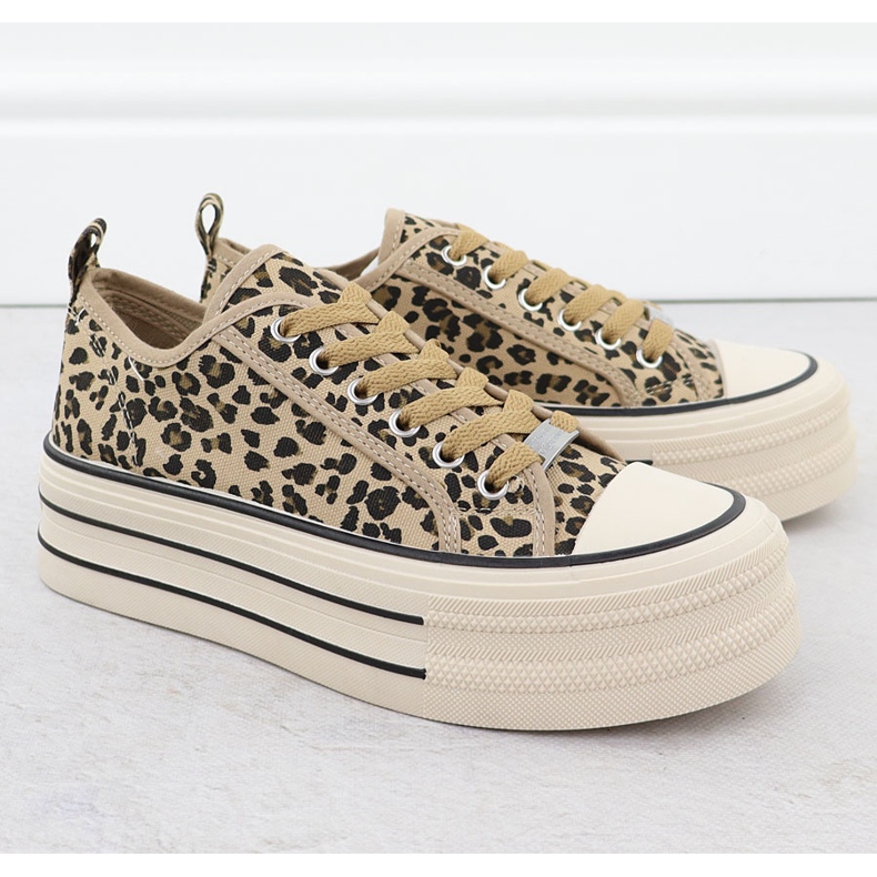 Matalat lenkkarit leopardalustalla beige News 9157 2