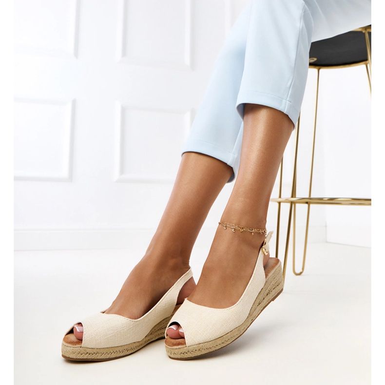 Beige -sandaalit Espadrilles kiilassa Nevarez 2