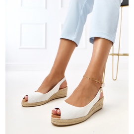 Valkoiset espadriilisandaalit Nevarek -kiilassa valkoinen 1