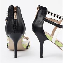 Shelvt Sandaalit raidallisella nastalla monivärinen 2