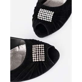 Shelvt Avaa varpaat mustat pumput 1