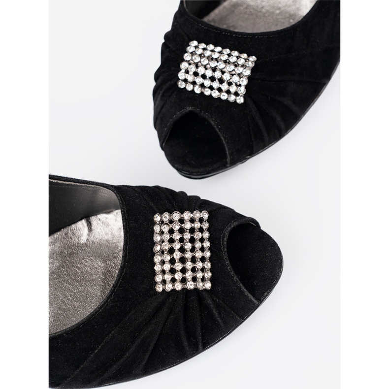 Shelvt Avaa varpaat mustat pumput 1