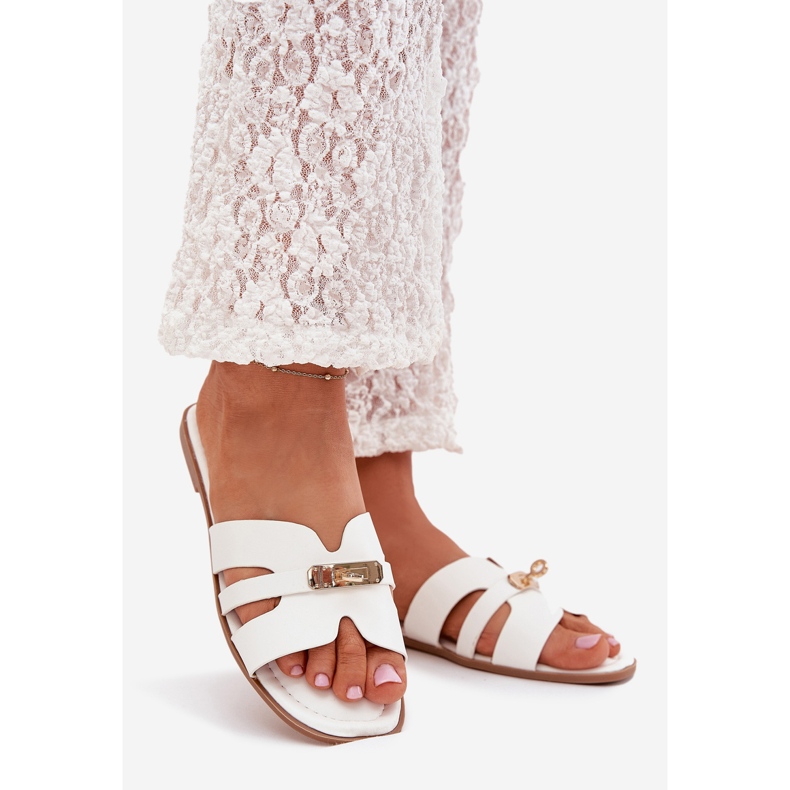 Boto Litteät naisten flopsit hihnalla ja kultaisella yksityiskohtaisella valkoisella Kerenzalla valkoinen 1