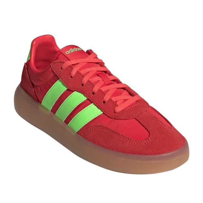 Adidas Barreda purkaa kengät JR3539: ssä punainen 1
