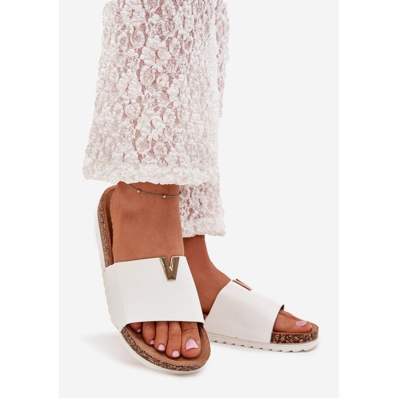 Boto Naisten flip flops korkkialustalla, jossa on koristeellinen valkoinen Vessira -yksityiskohta 1