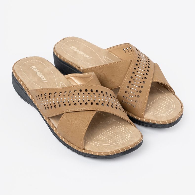 Shelvt Beige flip -flops aukiolla 2