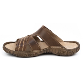 Olivier Miesten nahkatohvelit 680 mme tummanruskea 2