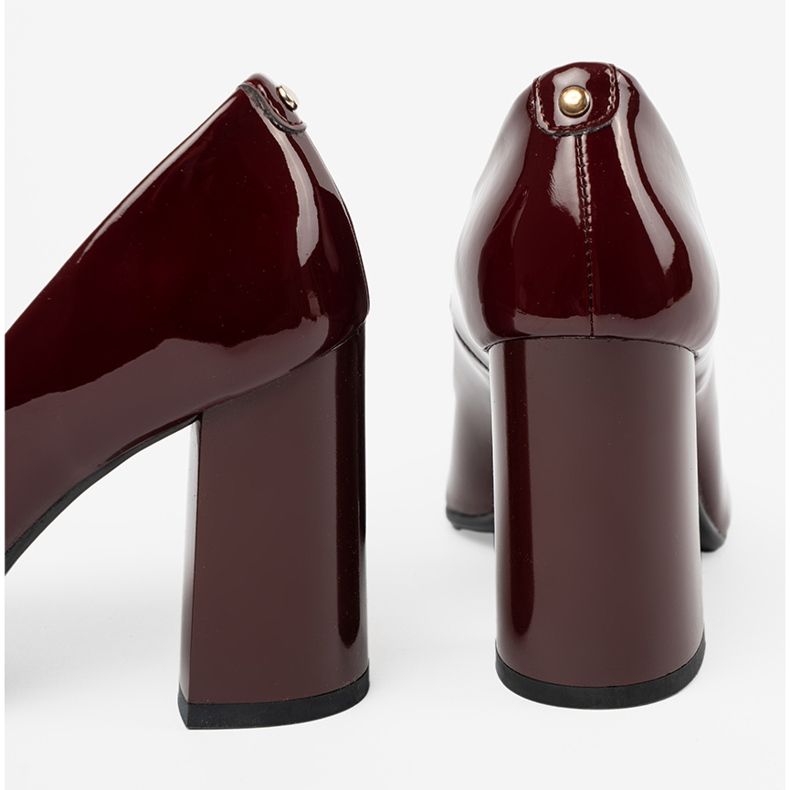 Shelvt Lakattu pumput viininpunaisessa pylväässä punainen 2