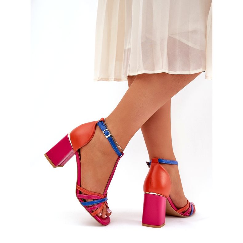Naisten nahkaiset sandaalit Laura Messi 2879 monivärinen viesti vaaleanpunainen 4