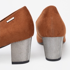 Goodin Ruskeat pumput koristeellisella hopeakannalla 1