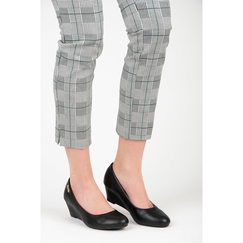 Super Me Mustat kiilapumput 2