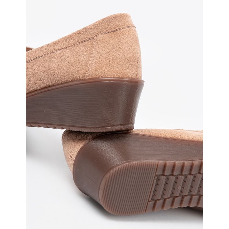 Shelvt Beige kengät mokkanan kiiloille 2