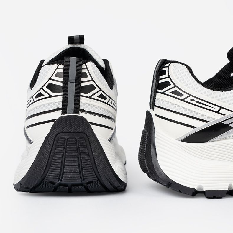 Shelvt Valkoiset ja valkoiset mukavat lenkkarit verkolla 1