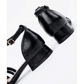 Goodin Tyylikkät mustat matalat sandaalit 1