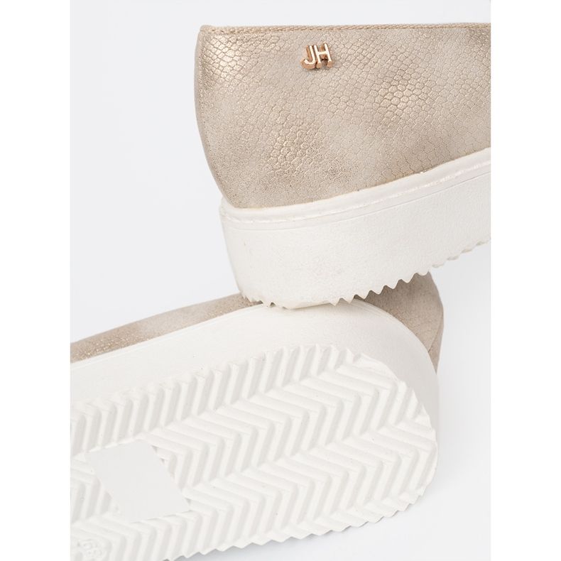 Shelvt Kultaiset mokkasiinit korujen yksityiskohdat edessä kultainen 1