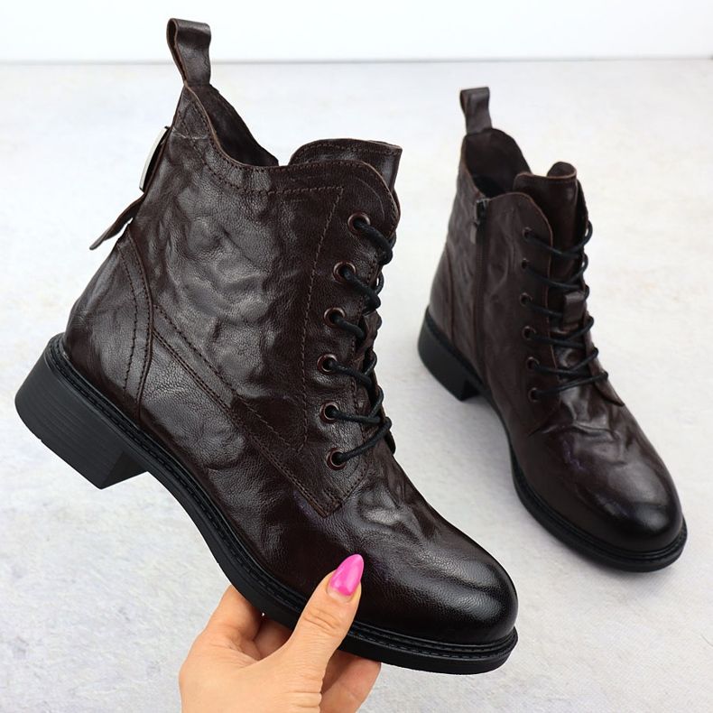 Naisten nahkatyöntekijät eristetty ruskeat saappaat Vinceza 86412 1