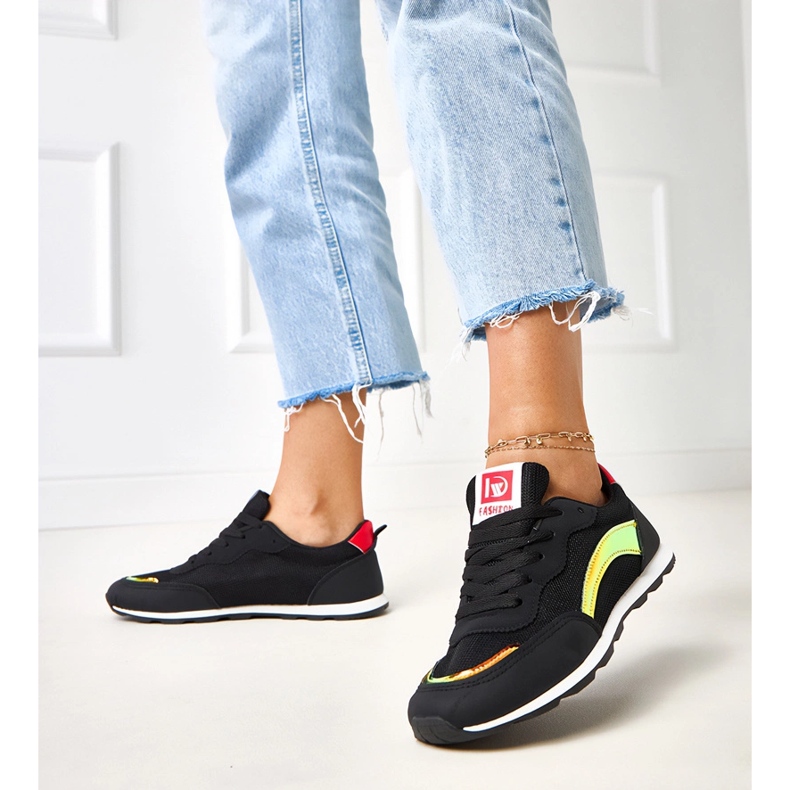 Mustat Cavior urheilulenkkarit 2