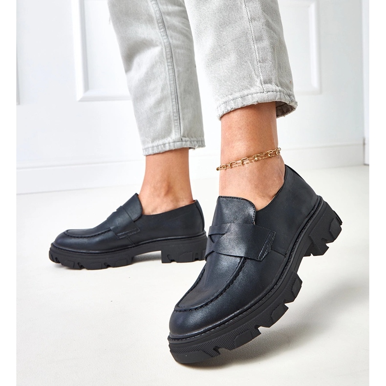 Mustat naisten kiinnitetyt mokkasiinit kirna 2