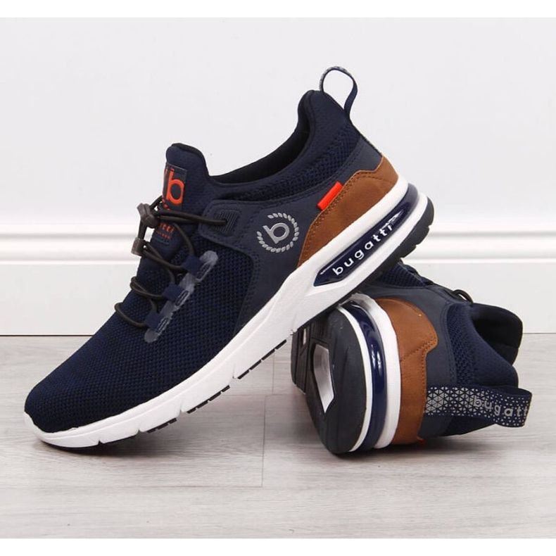 Big Star Bugatti M JJ153028 INT1716 Urheilukengät musta 2