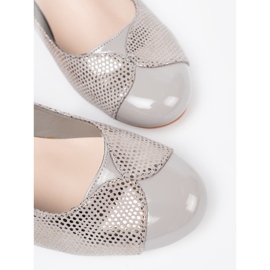 Shelvt Harmaat pumput hopeakoristeella 1