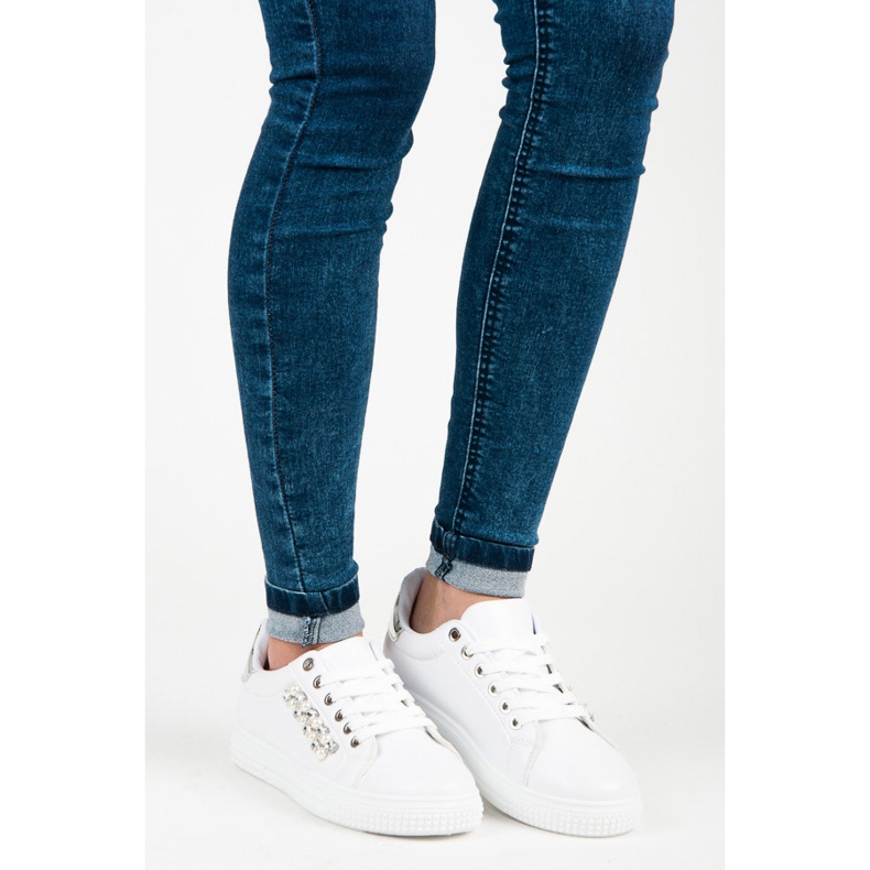 Valkoiset lenkkarit helmillä valkoinen 2