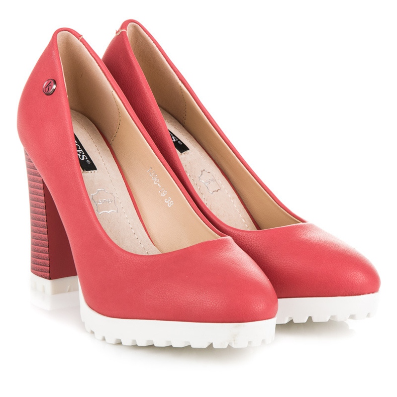 Vices Pumput alustalla punainen 1