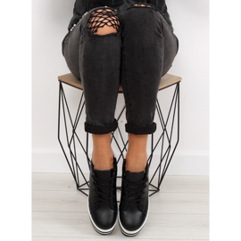 Mustat mustat lenkkarit korkealla pohjalla 2