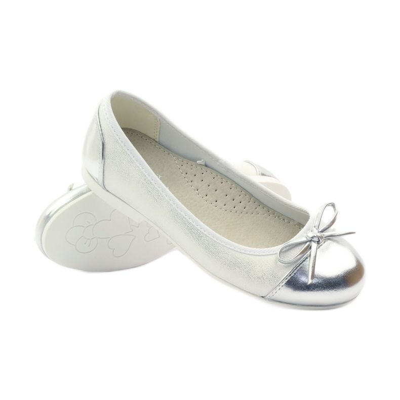 American Club Ballerinat pumppaavat amerikkalaisella jousella valkoinen 3