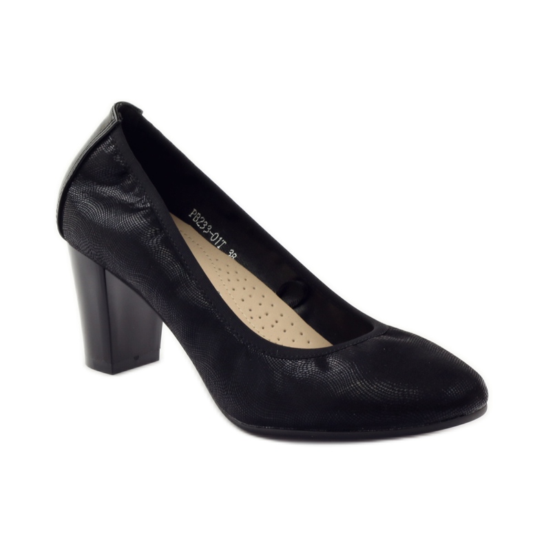 Sergio Leone Pumput pylväässä 233 musta 1