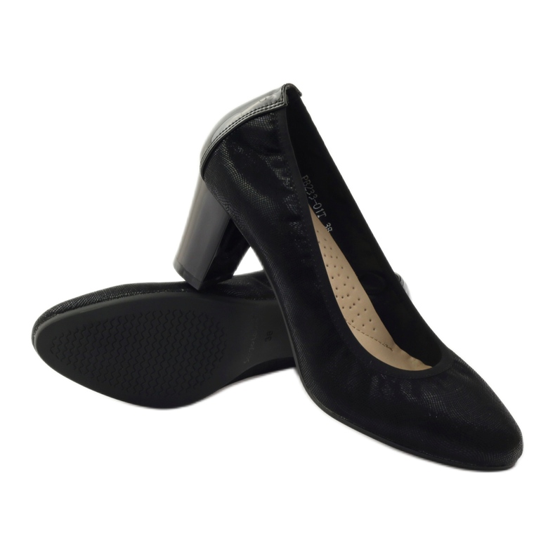 Sergio Leone Pumput pylväässä 233 musta 3