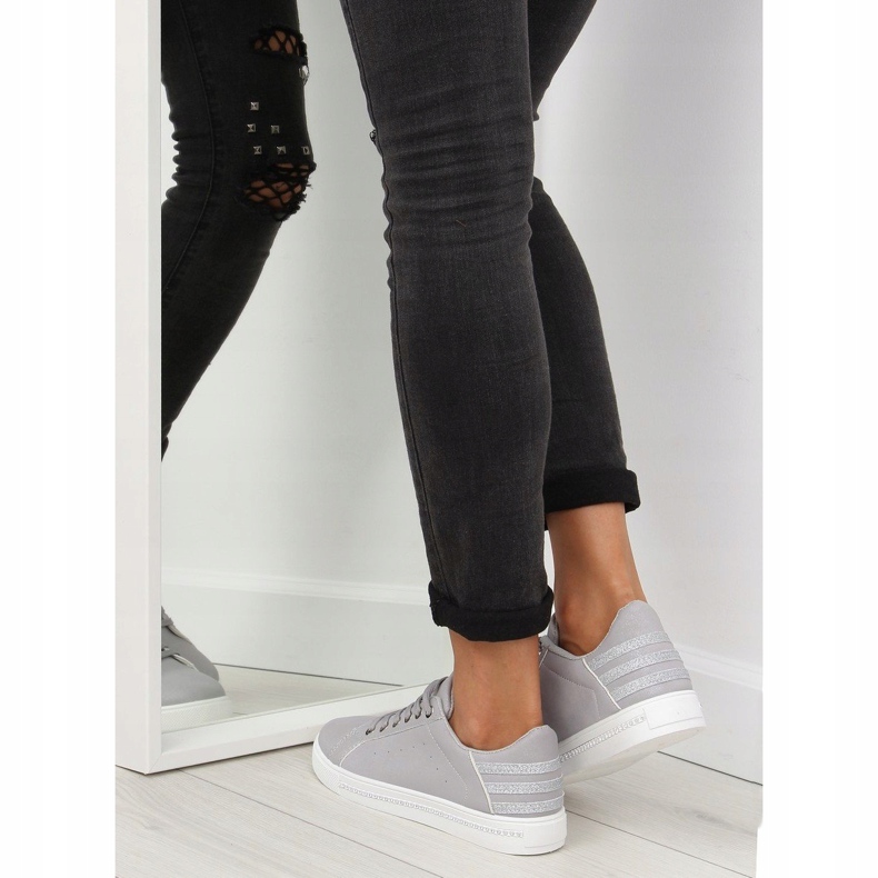 Harmaa Naisten harmaat tennarit SU09p Harmaa 2