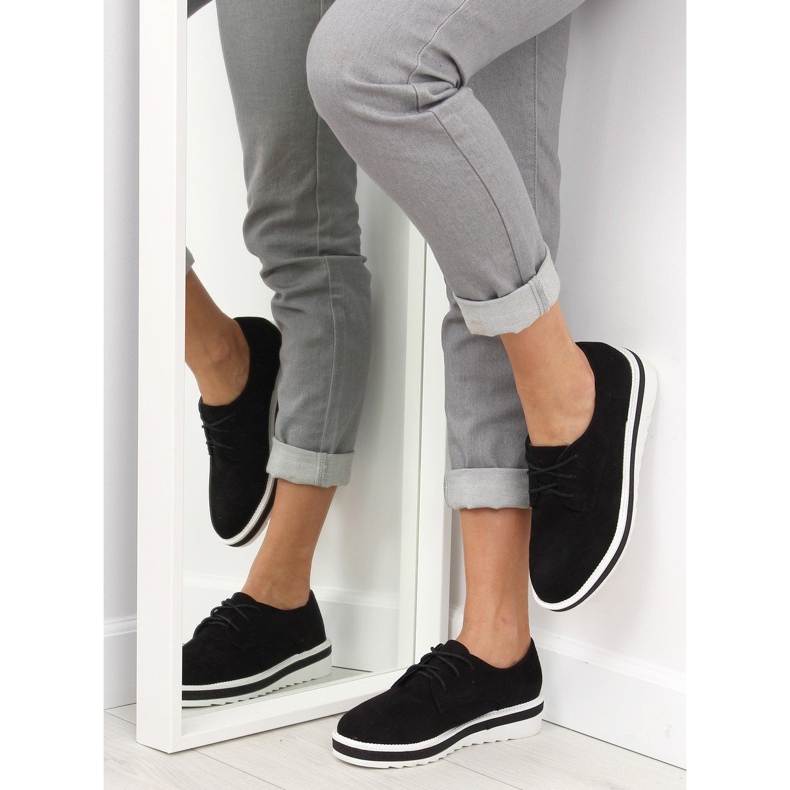 Mustat mustat nyörityshousut 1