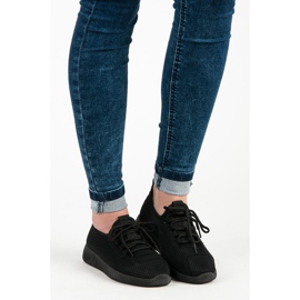 Mustat slip-on lenkkarit 1