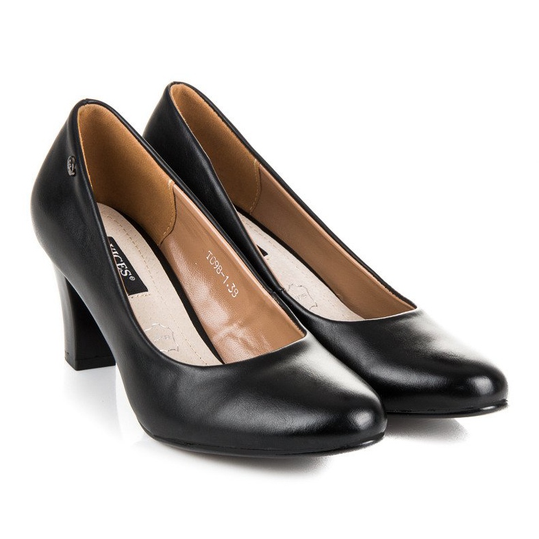 Vices Mustat pumput tolpan päällä 1