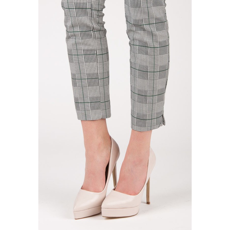 Small Swan Lakatut kantapäät alustalla ruskea 1