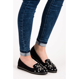 Fama Mokkanahkaa koristeilla musta 1