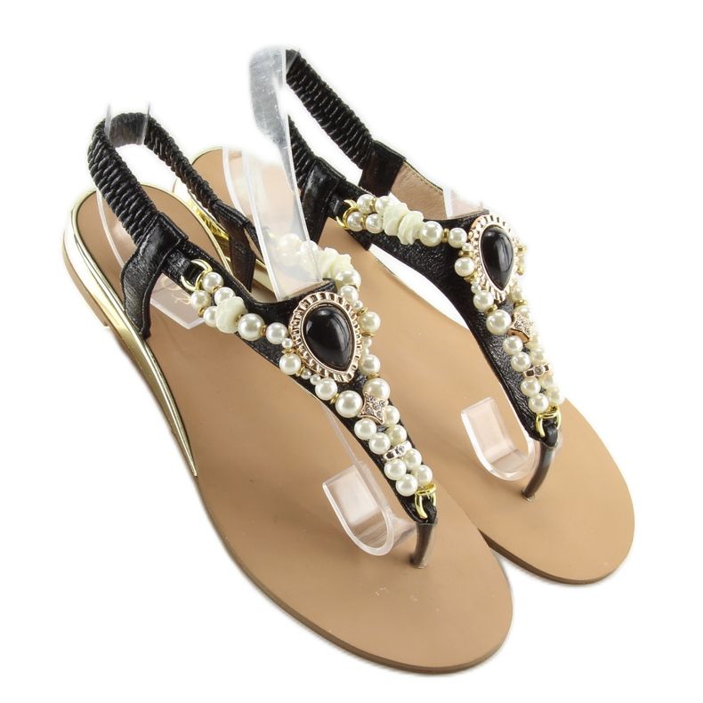 Sandaalit mustilla helmillä D580 musta 2