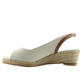 Beiget beige-espadrillit matalalla kiilakorolla 1