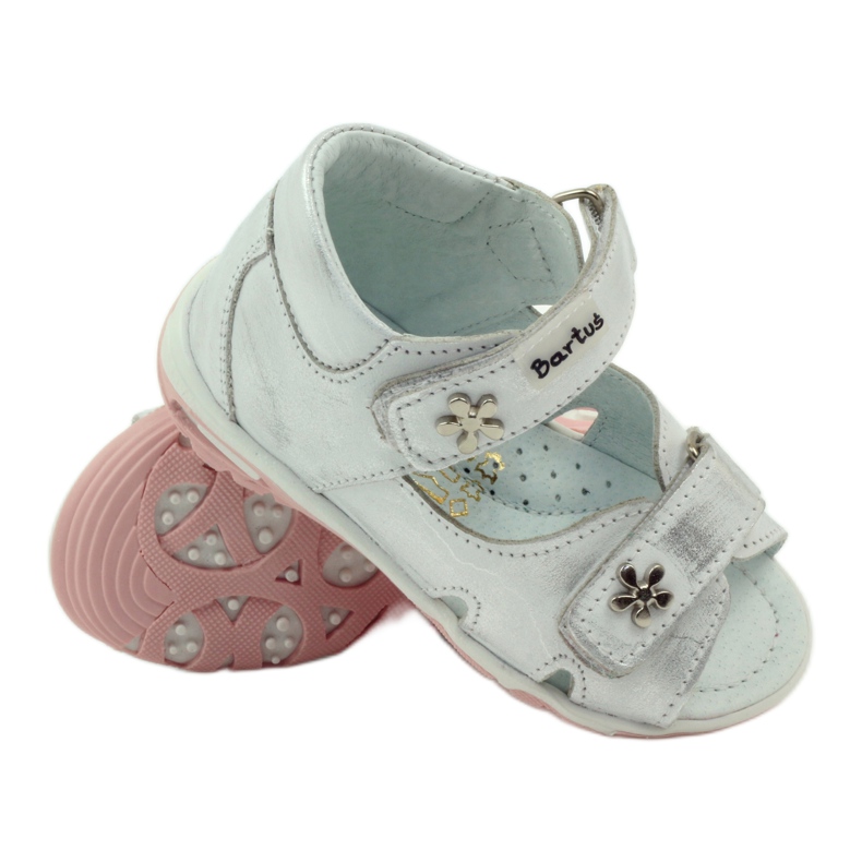 Bartuś joustavat tyttö sandaalit hopeametalliselle tarrana 3