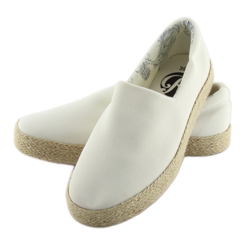 Slip-on valkoiset espadrillit k1833801 blanco valkoinen 1