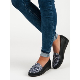 Tullo Mustat leivonnaiset 1