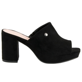 Milaya Tossut pylväässä musta 2